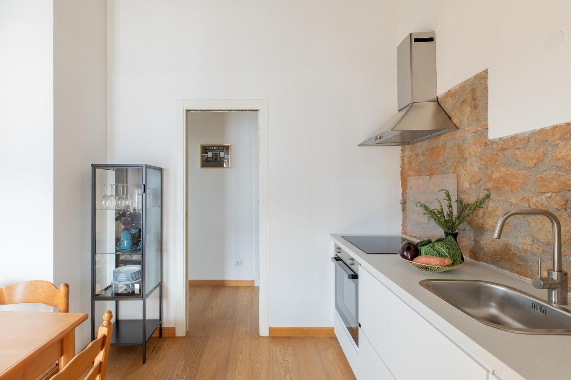 Iflat Minimal Design In The Heart Of Apartment Rome
