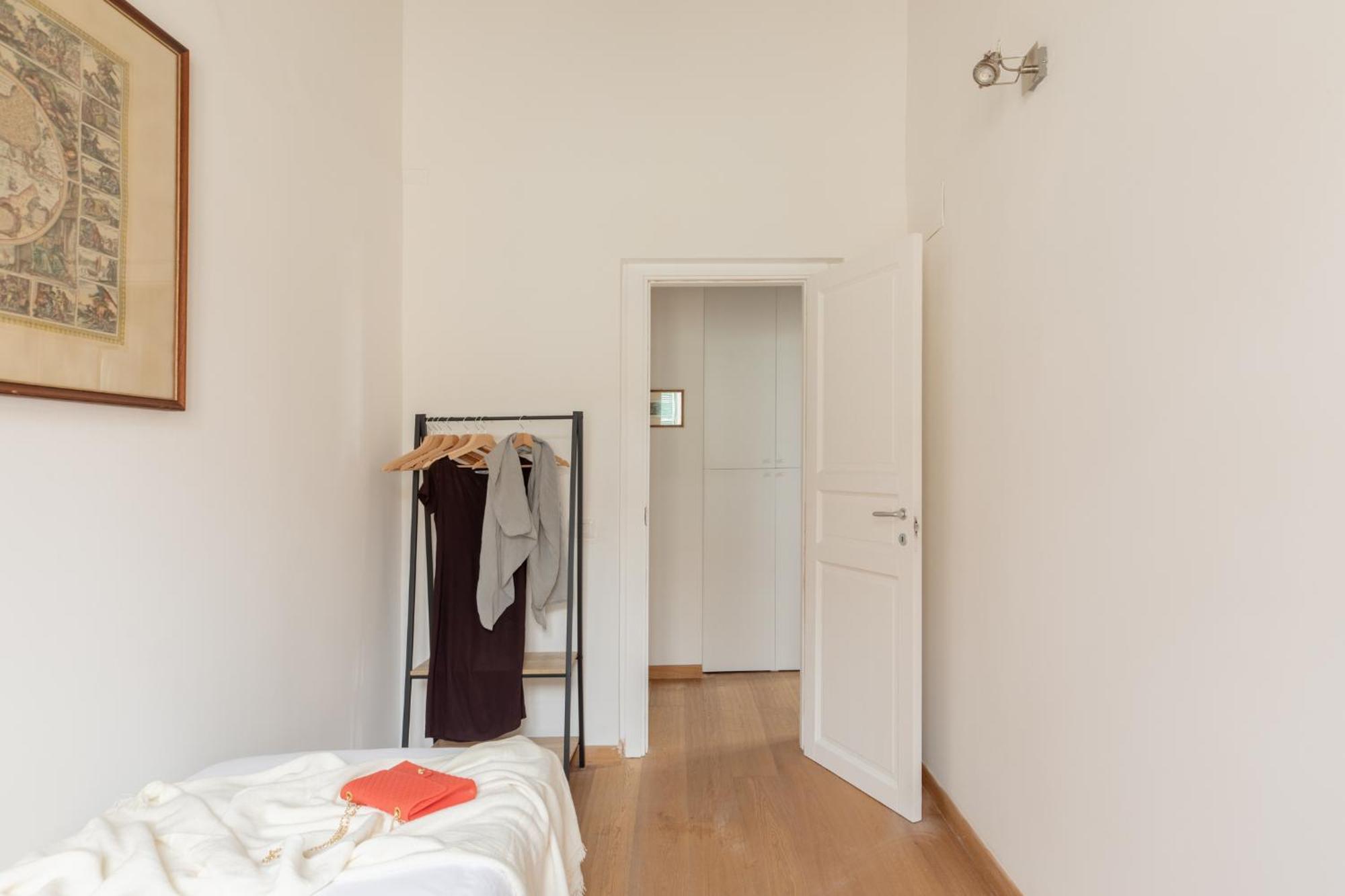 Apartment Iflat Minimal Design In The Heart Of Rome